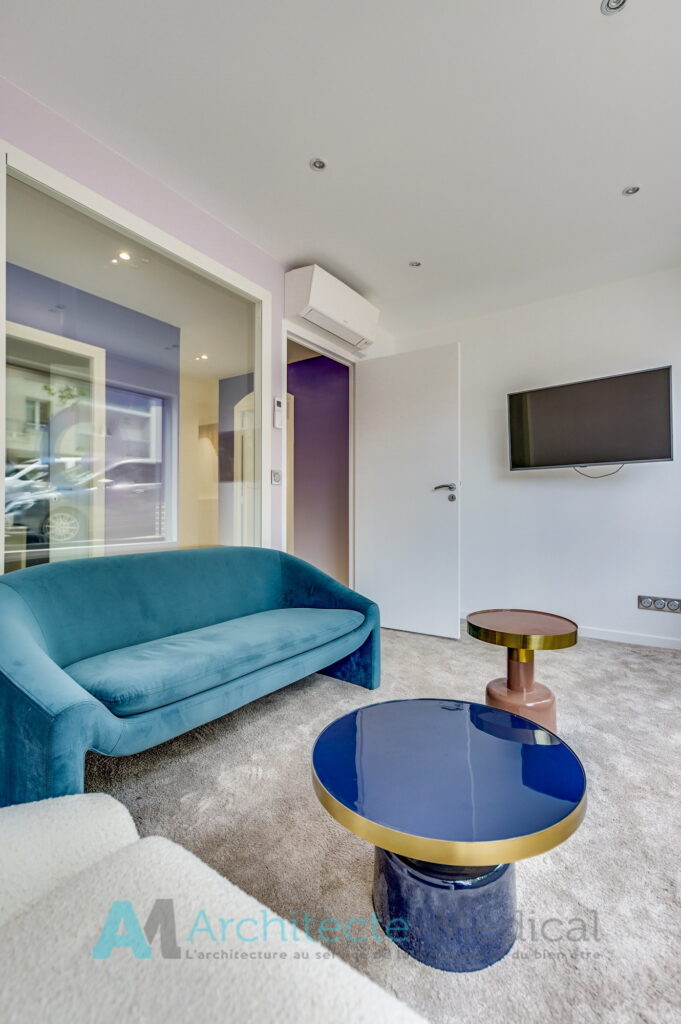 Audiologie-acoustique-moderne-design-lumineux-couleur-accueil-magasin-7